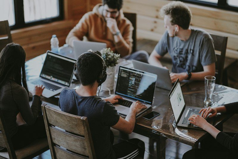 The creation of a dedicated team to cover technical, administrative and legal roles, as well as roles related to social media and internet management. Currently the team consists of two people.